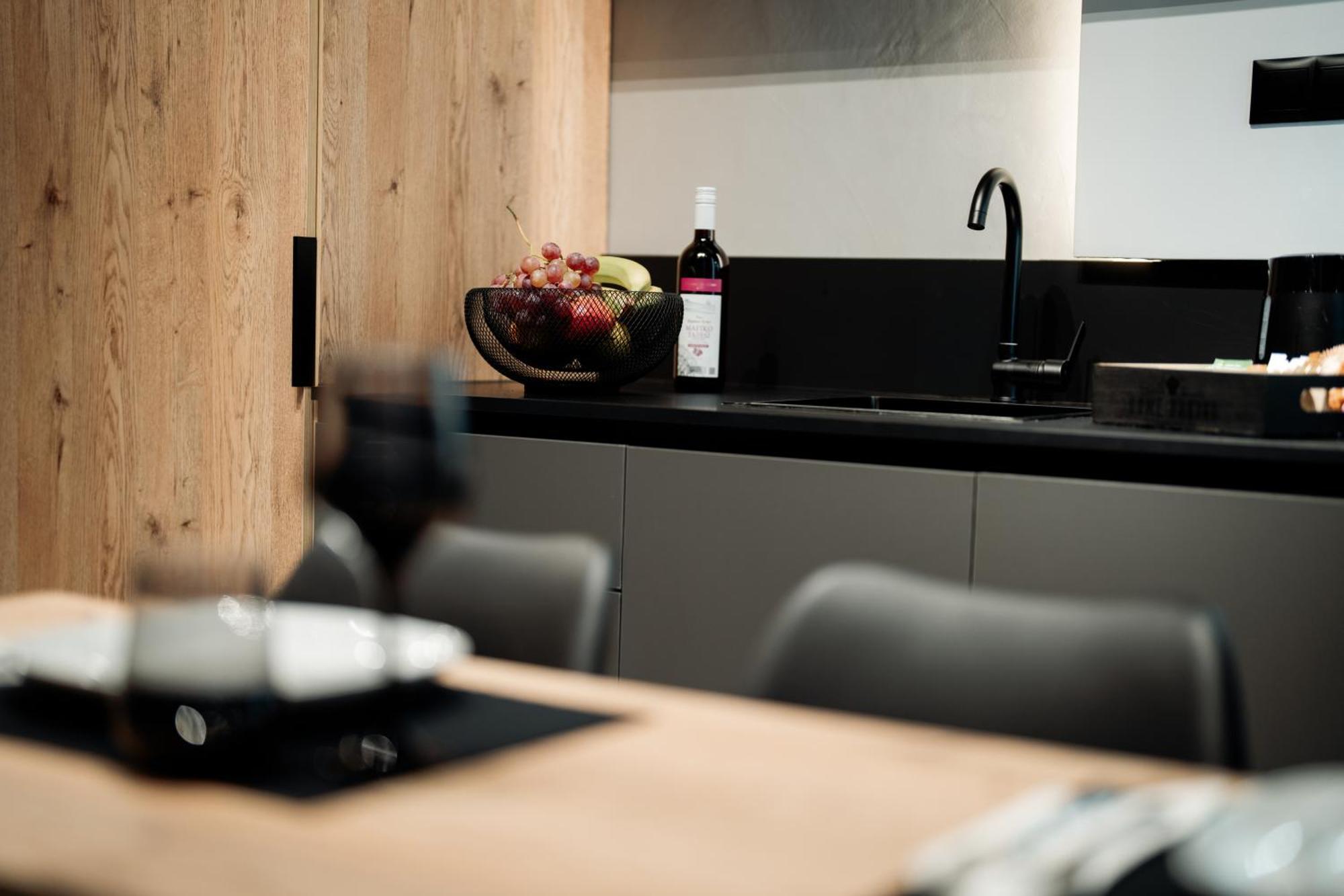 Elegance Lofts Kavala Apartment ภายนอก รูปภาพ